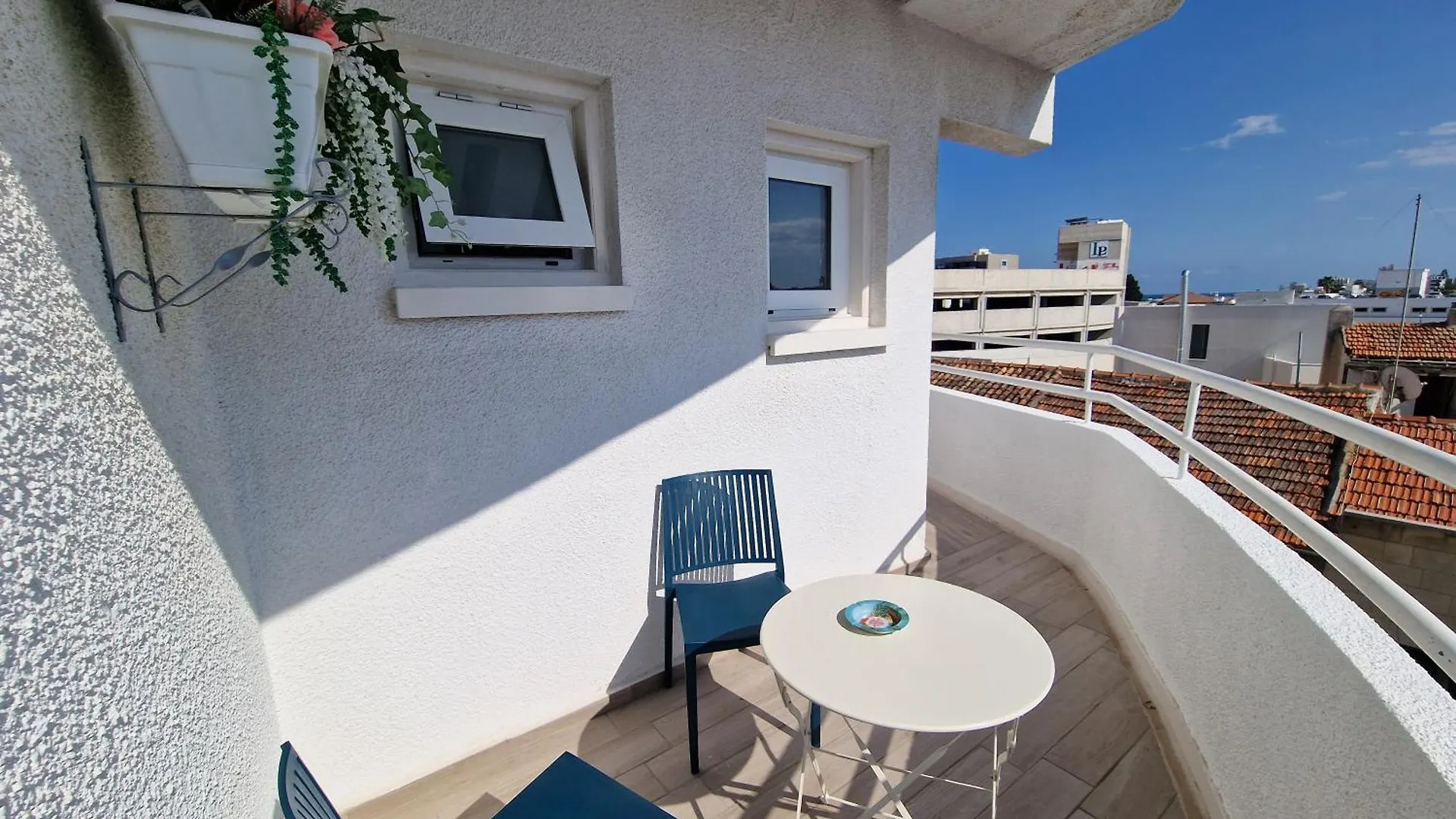 Kitieos Central Apts 100M From Finikoudes Beach Larnaca Cyprus
