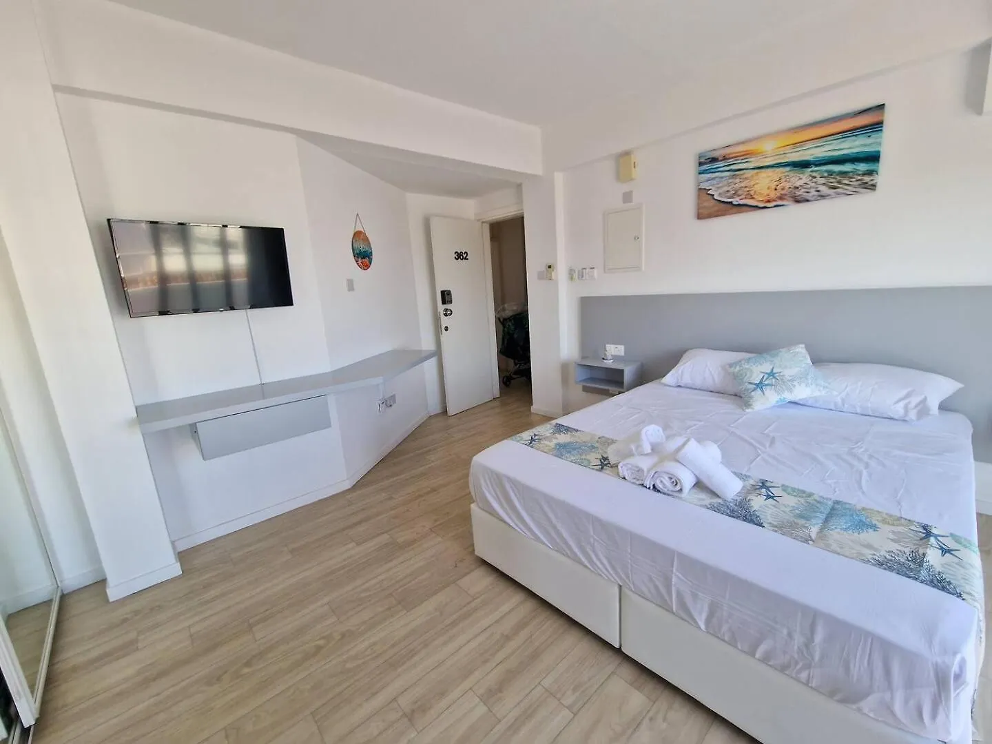 Kitieos Central Apts 100M From Finikoudes Beach Larnaca Kypr