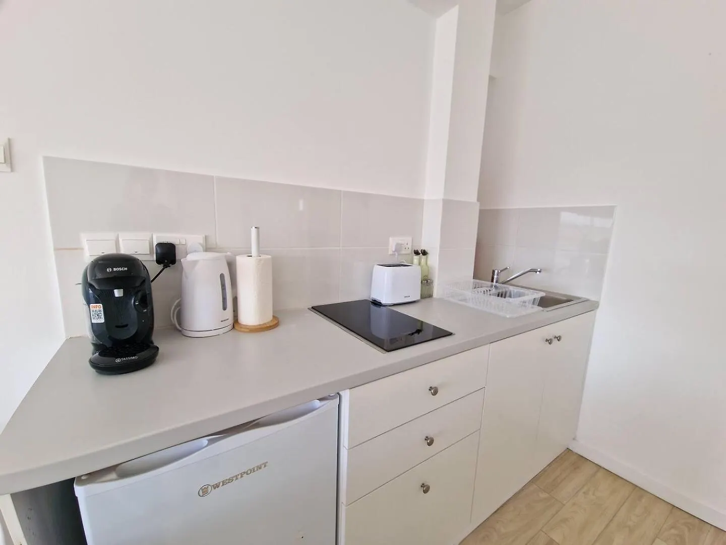 Kitieos Central Apts 100M From Finikoudes Beach Larnaca Apartment