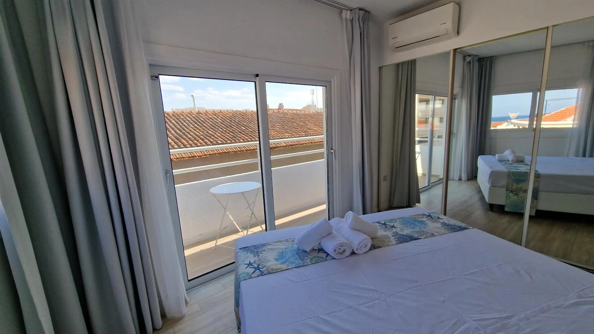 Kitieos Central Apts 100M From Finikoudes Beach location